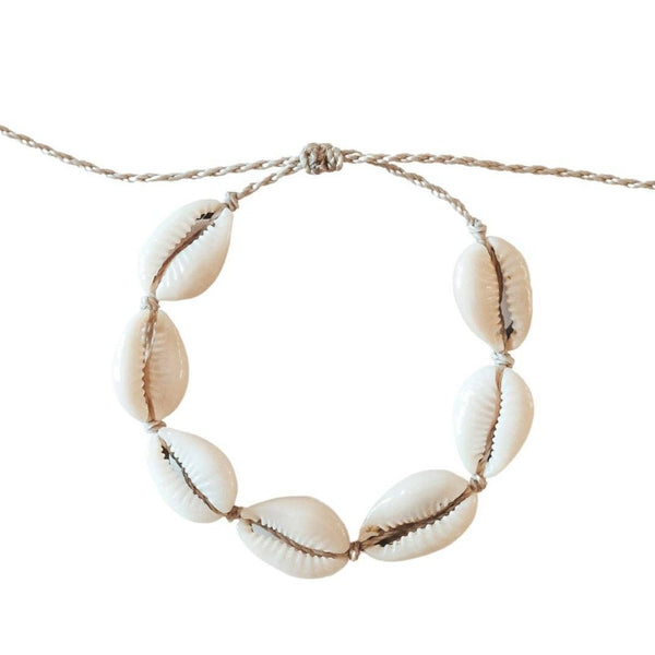 Kerang Ivory Cowrie Shell Bracelet