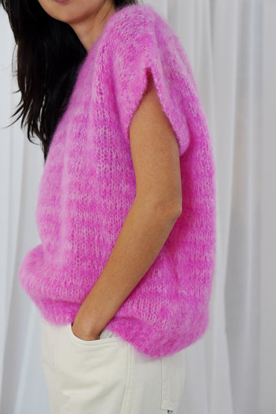 Kanoa Sleeveless Sweater