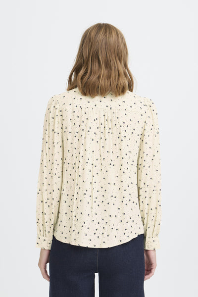 Cram shirt with pan collar and blue floral pattern