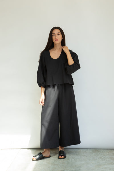 Mazu wide culotte Trousers in black from Beaumont Organic