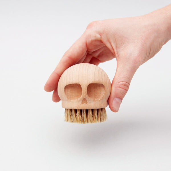 Skull Brush